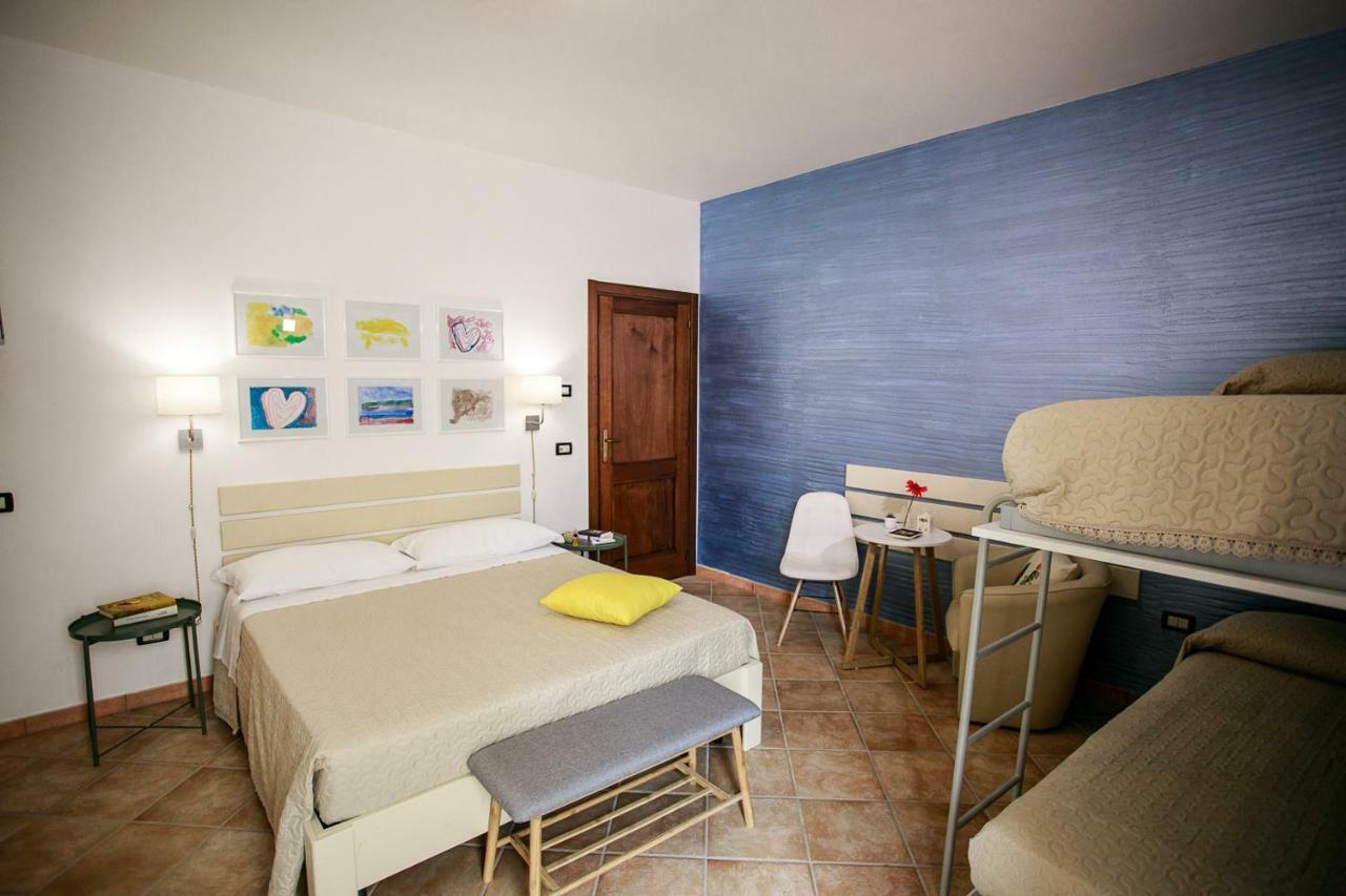 B&B Scirocco House Oliveri Exterior photo
