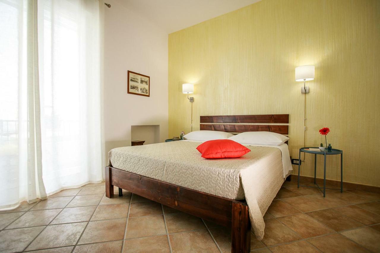 B&B Scirocco House Oliveri Exterior photo